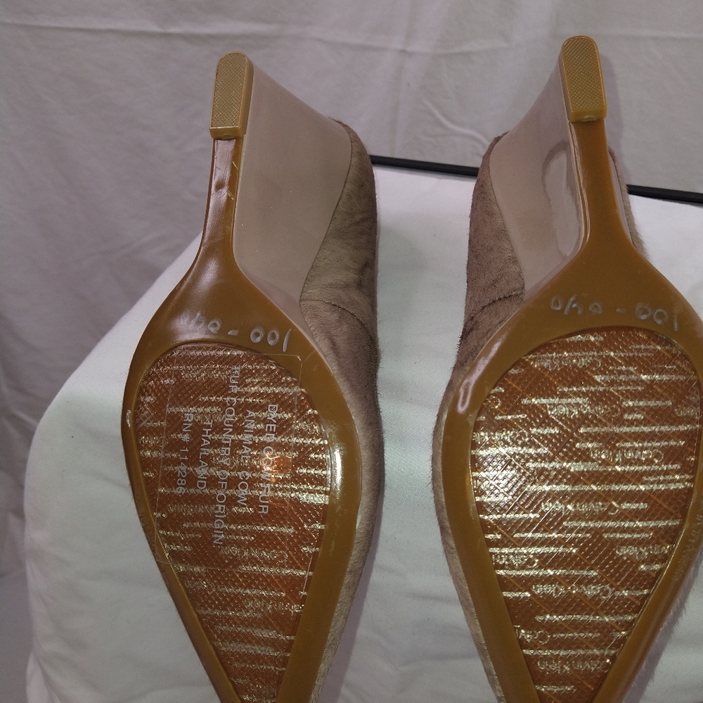 Calvin Klein Wedge Heels, size 10 - Picture 6 of 7